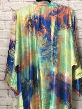 1132.   Multi Color Kimono